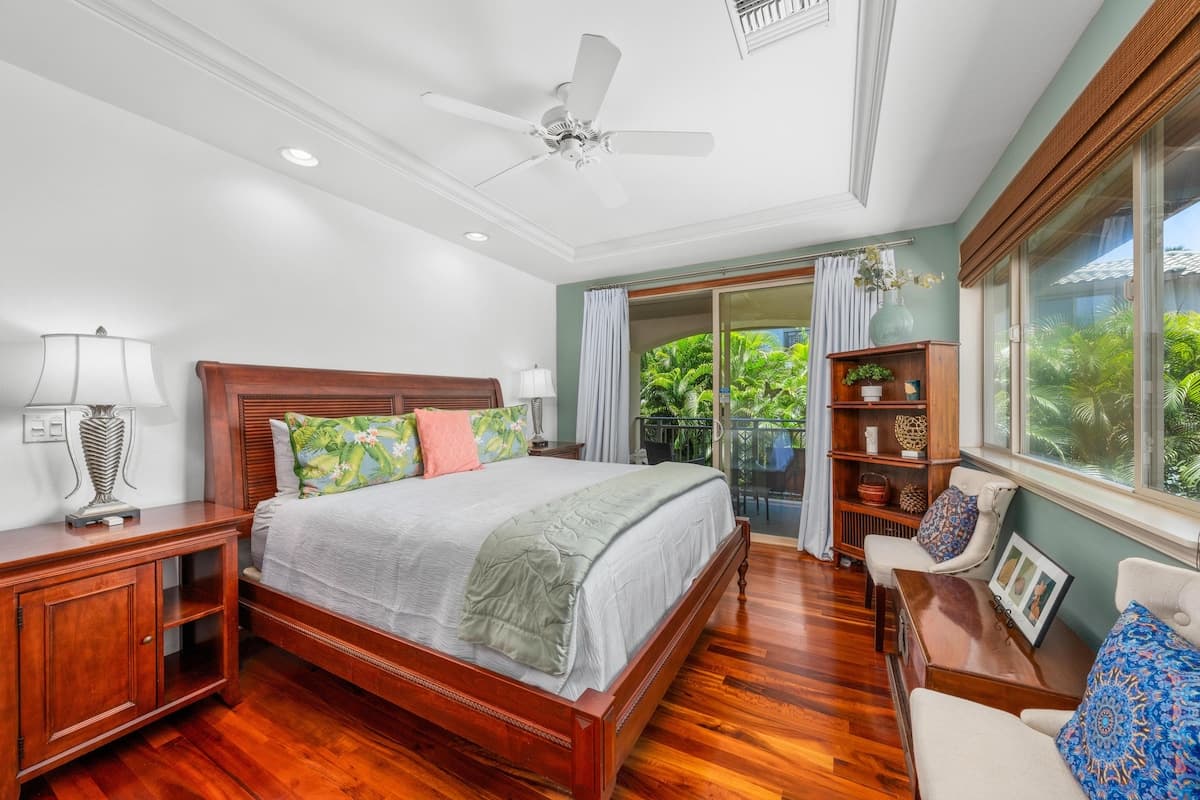 Townhouse in Waimea · ★5.0 · 2 bedrooms · 2 beds · 2 baths - Photo 2