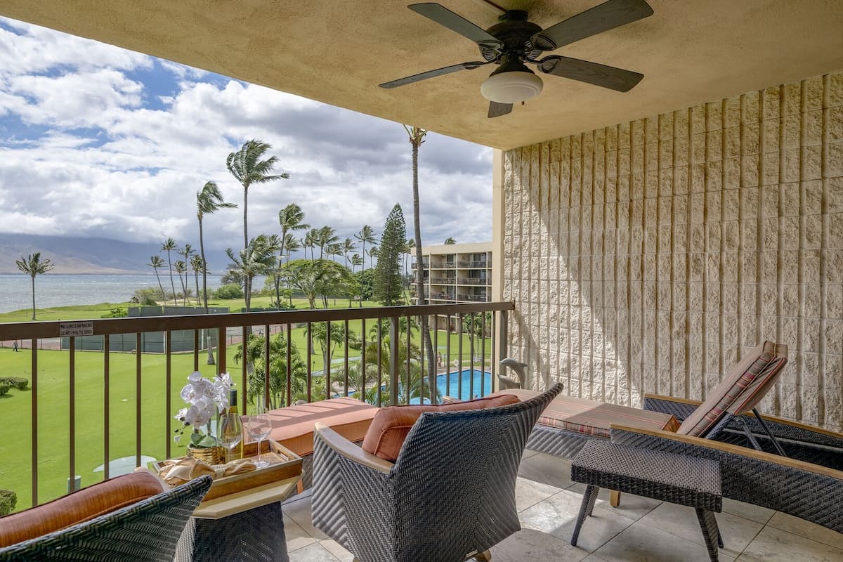 Condo in Kihei · ★5.0 · 2 bedrooms · 3 beds · 2 baths - Photo 3