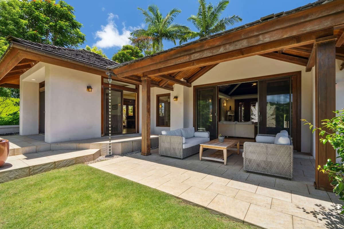 Home in Princeville · ★4.84 · 3 bedrooms · 5 beds · 2.5 private baths - Photo 1