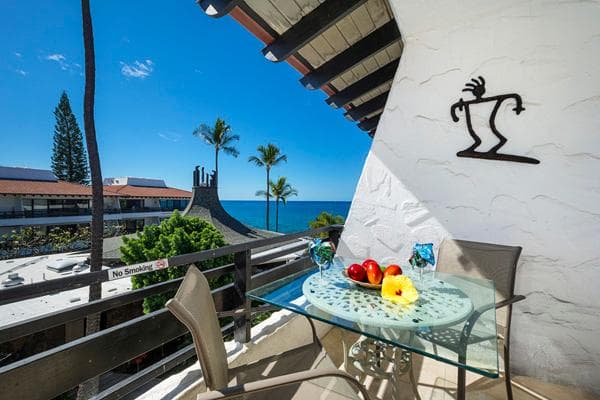 Condo in Kailua-Kona · ★4.88 · 1 bedroom · 2 beds · 1 private bath - Photo 1