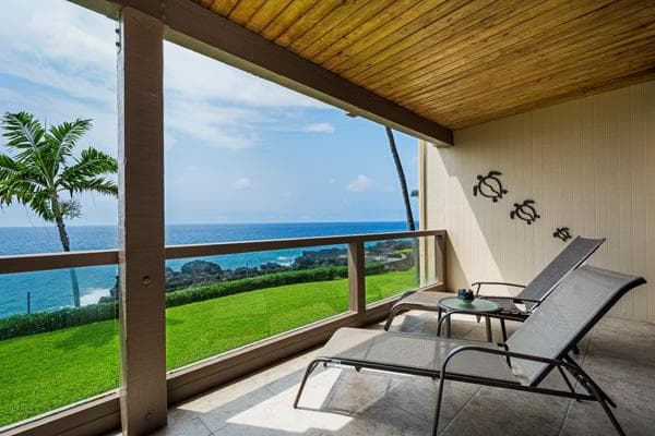Condo in Kailua-Kona · ★4.76 · 2 bedrooms · 3 beds · 2 baths - Photo 3