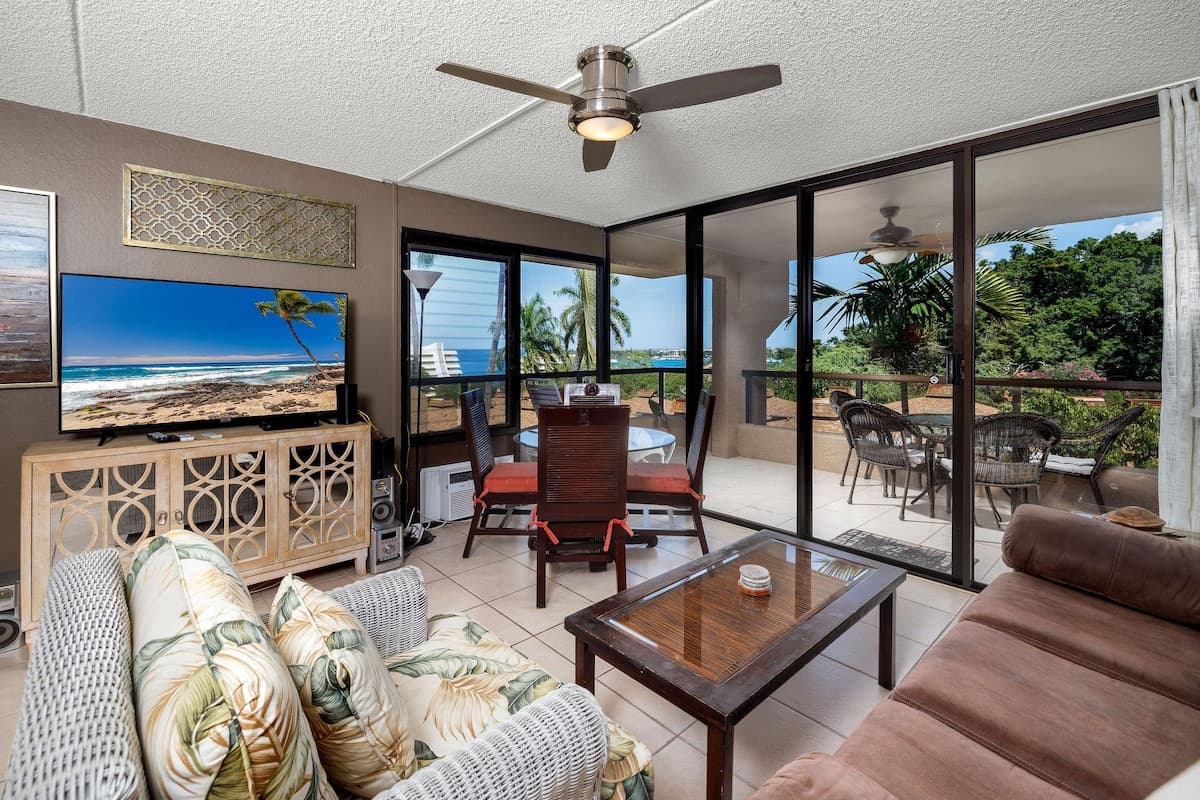 Kona Pacific B409 - Photo 1