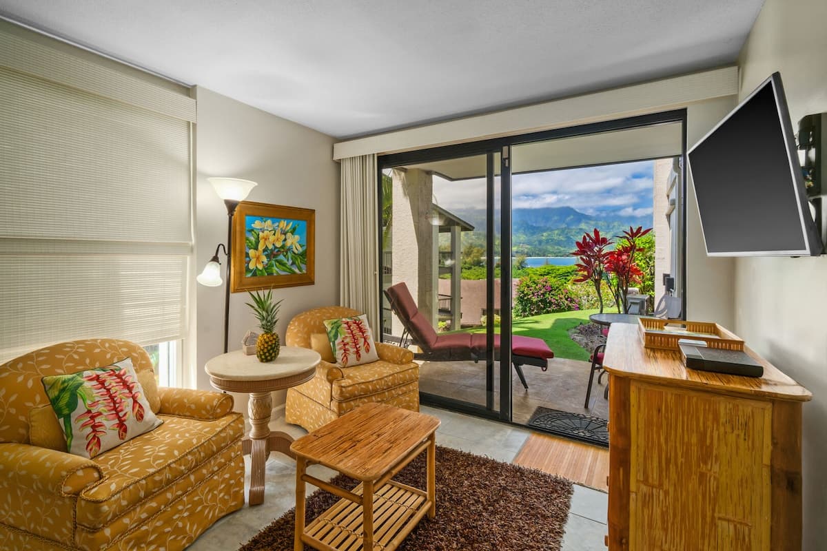 Hanalei Bay Resort Studio, Ocean view, Pool 4101 - Photo 2