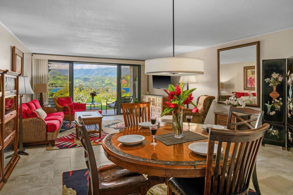 Condo in Princeville · ★4.67 · 2 bedrooms · 2 beds · 2 baths - Photo 1