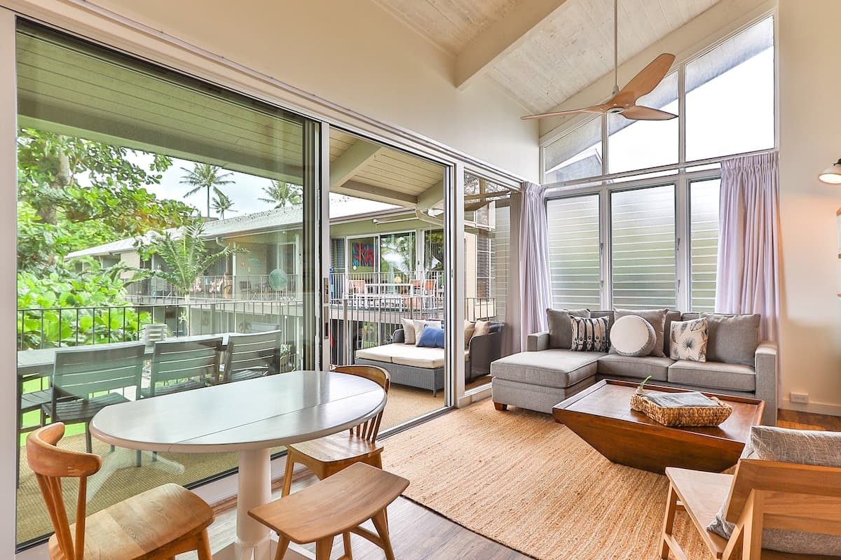 Condo in Lahaina · ★5.0 · 3 bedrooms · 4 beds · 2 baths - Photo 2