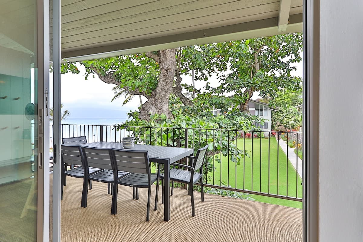 Condo in Lahaina · ★5.0 · 3 bedrooms · 4 beds · 2 baths - Photo 5