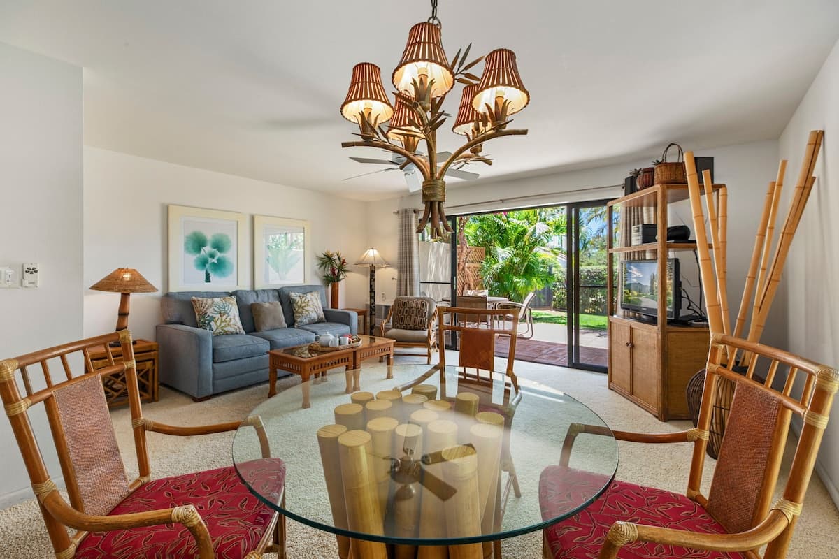Condo in Kihei · ★4.93 · 1 bedroom · 2 beds · 2 shared baths - Photo 5