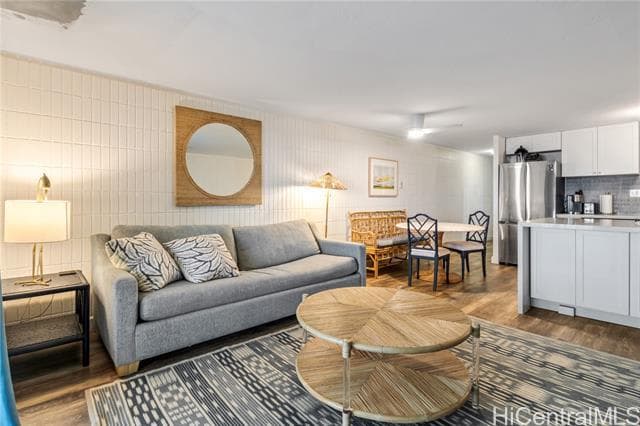 Condo in Hauula · ★4.57 · 1 bedroom · 3 beds · 1 private bath - Photo 5