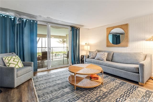 Condo in Hauula · ★4.57 · 1 bedroom · 3 beds · 1 private bath - Photo 1