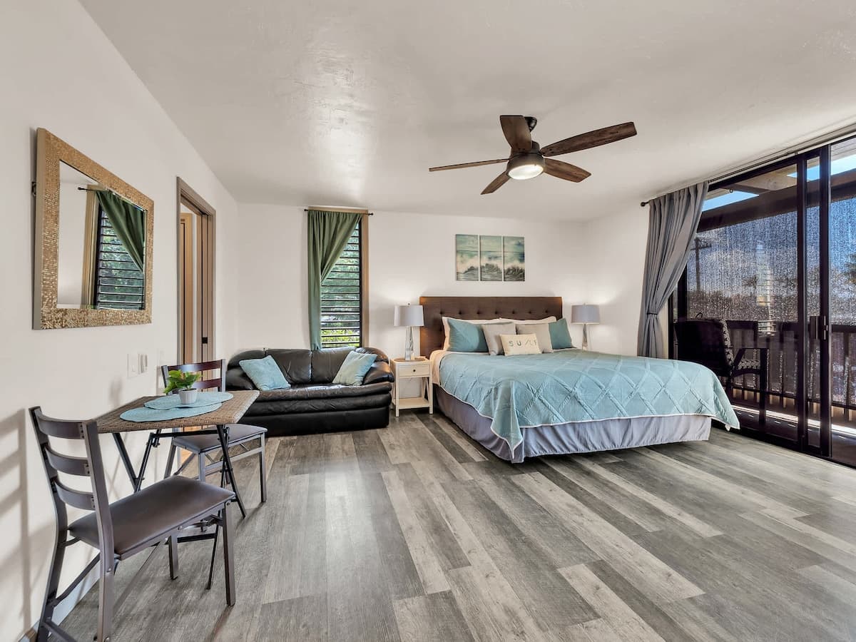 Condo in Kailua-Kona · ★4.9 · 1 bedroom · 1 bed · 1 private bath - Photo 3