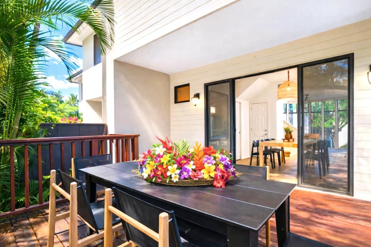 Condo in Lahaina · ★4.82 · 3 bedrooms · 4 beds · 3 baths - Photo 5