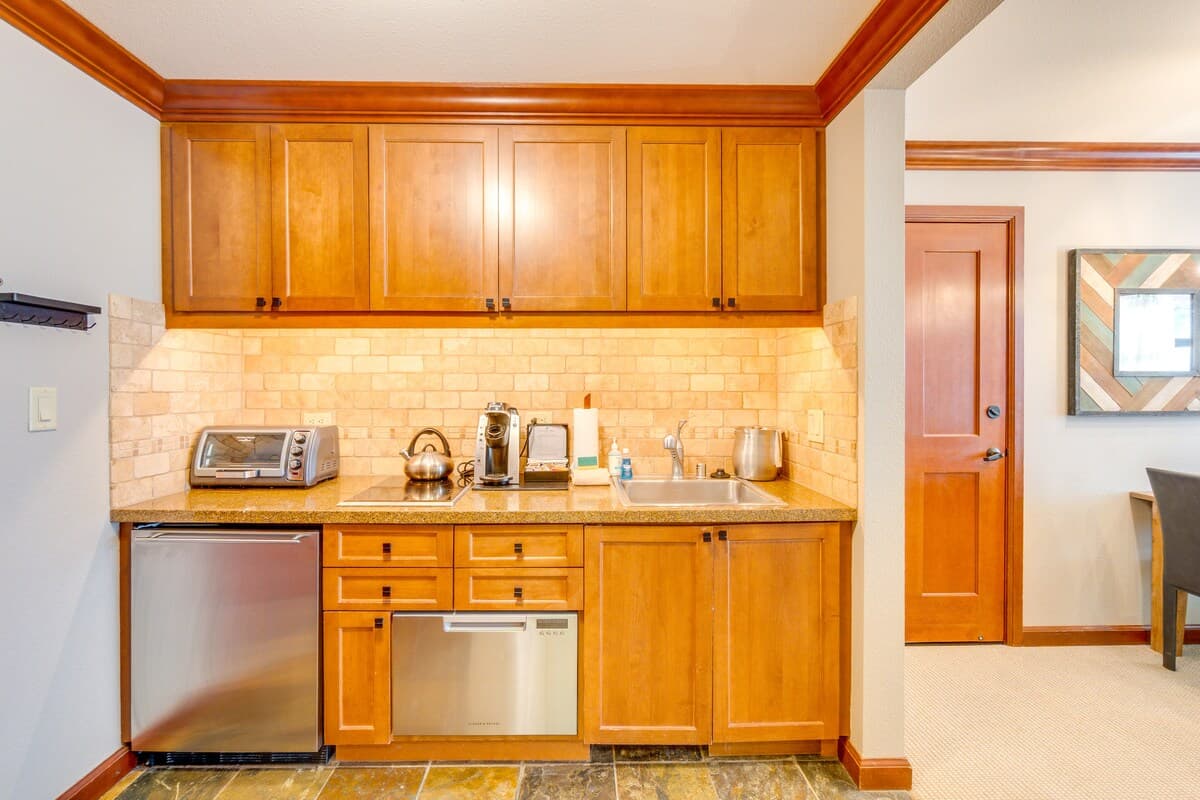 Everline Suite w/ Resort Perks! 7 Mi to Lake Tahoe - Photo 2