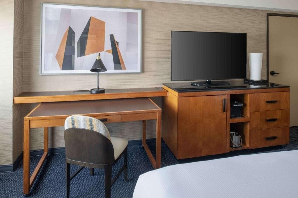 King Room Near Kezar Life Sciences SAN - Photo 3