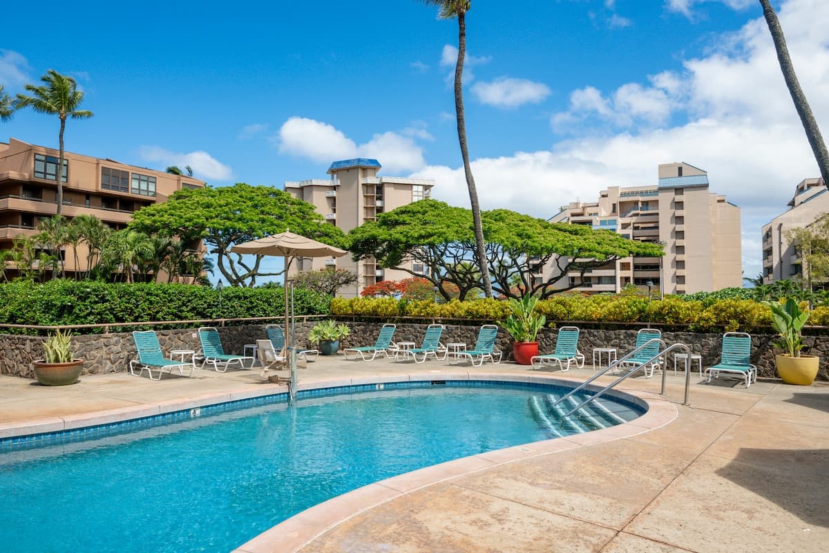 Condo in Lahaina · ★4.93 · 2 bedrooms · 4 beds · 2 shared baths - Photo 1