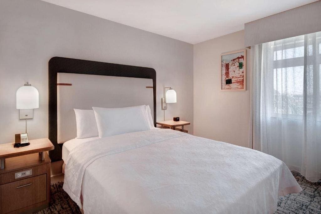 Queen Studio Suite Near Kezar Life Sciences SAN - Photo 2