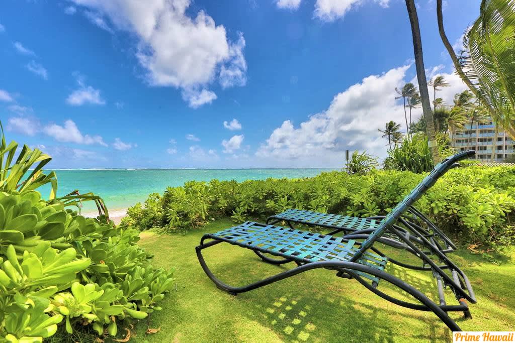 Condo in Hauula · ★4.53 · 1 bedroom · 3 beds · 1 private bath - Photo 4