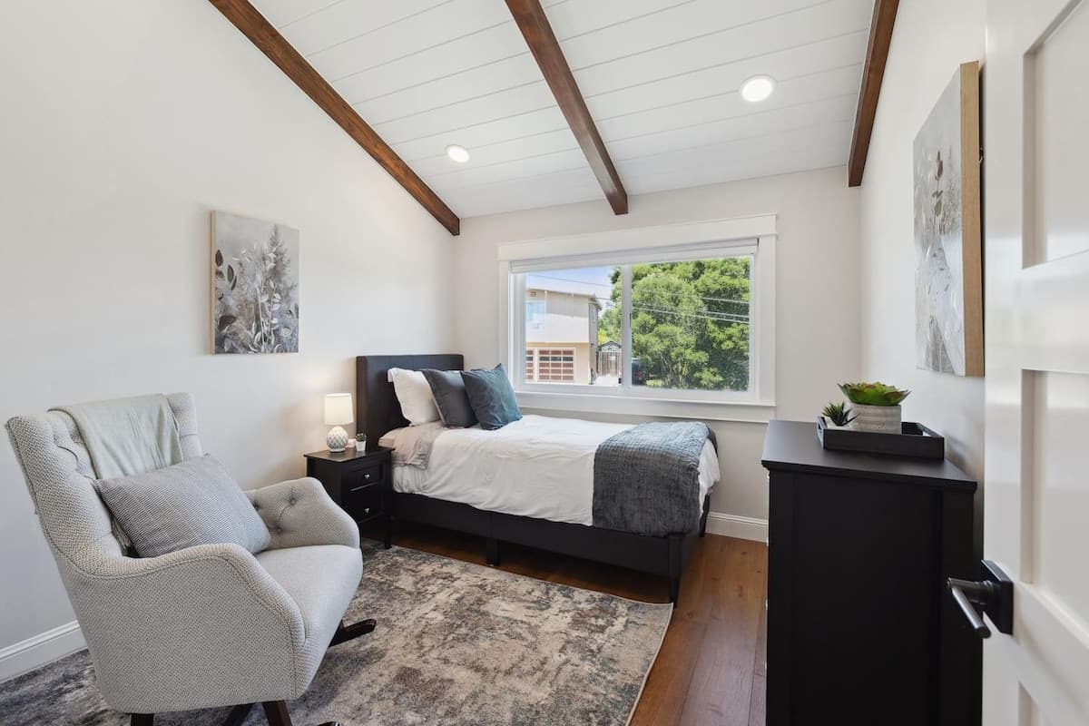 Serene 4BR Retreat with Private Backyard & Office - Photo 4