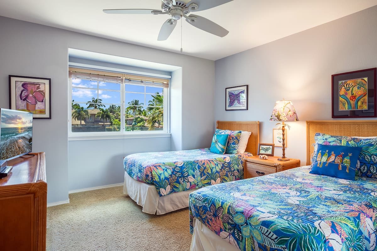 Villa in Waikoloa Village · ★5.0 · 2 bedrooms · 3 beds · 2.5 shared baths - Photo 2