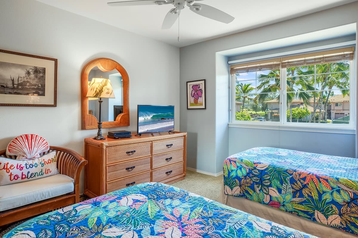 Villa in Waikoloa Village · ★5.0 · 2 bedrooms · 3 beds · 2.5 shared baths - Photo 5