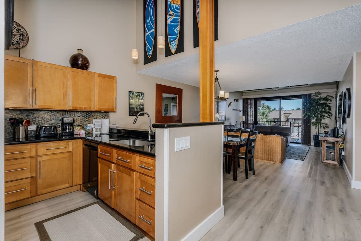 Condo in Kihei · ★4.84 · 3 bedrooms · 5 beds · 3 baths - Photo 5