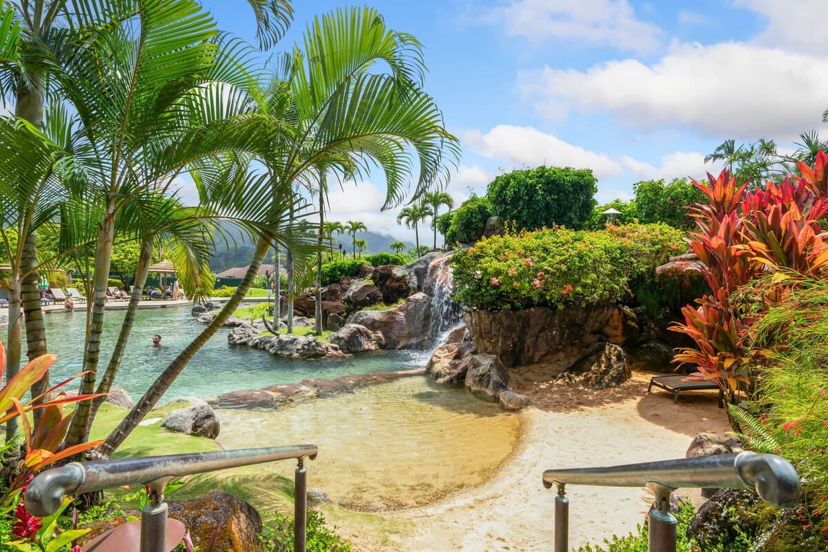 Condo in Princeville · ★4.95 · 2 bedrooms · 3 beds · 2 baths - Photo 3