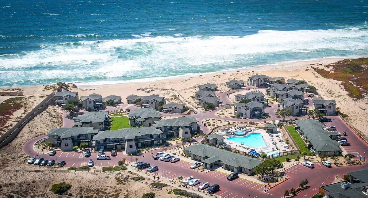 Beachfront Condo, Pool & Sunset Bonfires - Photo 4