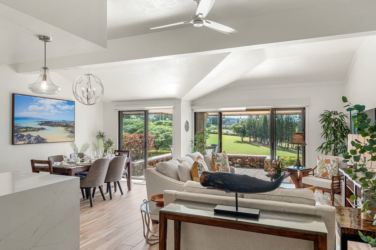 Home in Lahaina · ★4.22 · 4 bedrooms · 8 beds · 4 baths - Photo 5