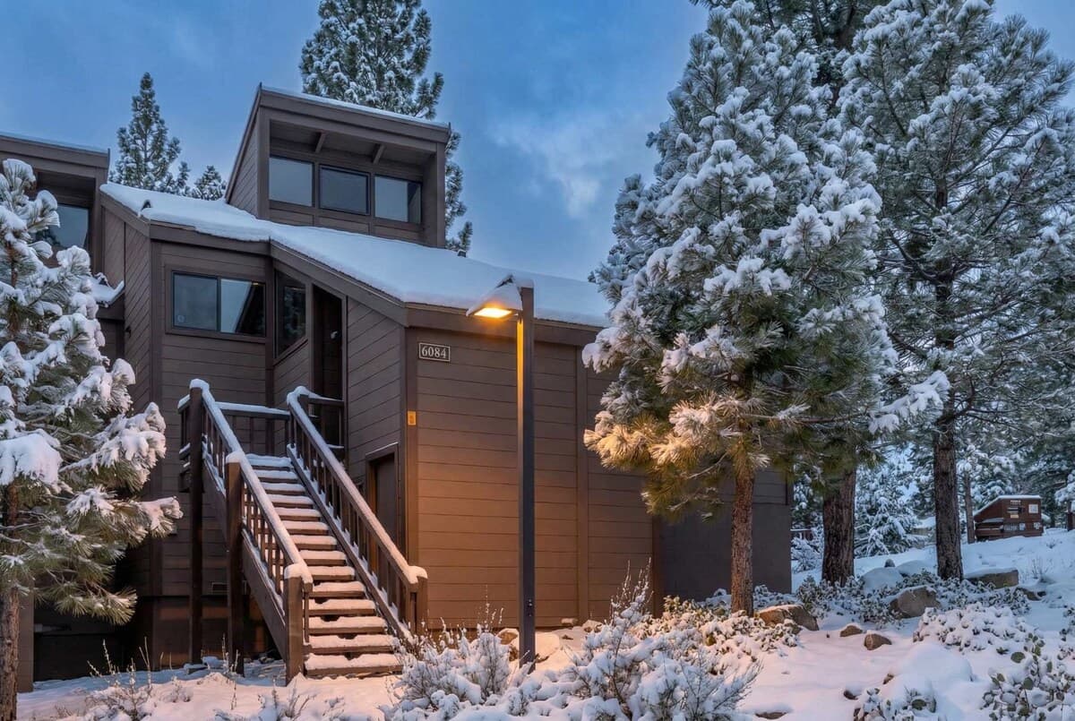 Pine-View Townhouse Near Northstar w/ Pool & Sauna - Photo 5
