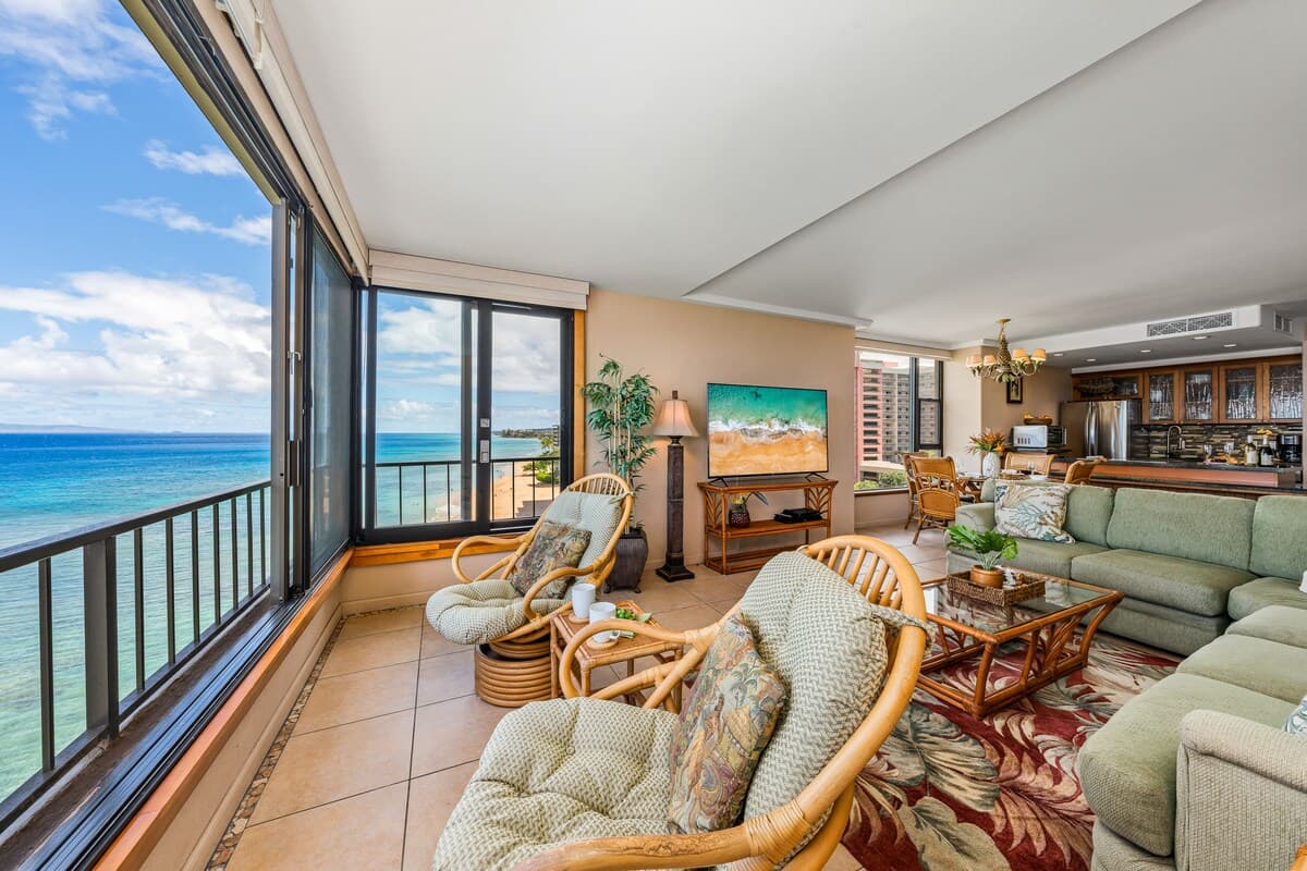 Condo in Lahaina · ★4.8 · 1 bedroom · 2 beds · 1 bath - Photo 3