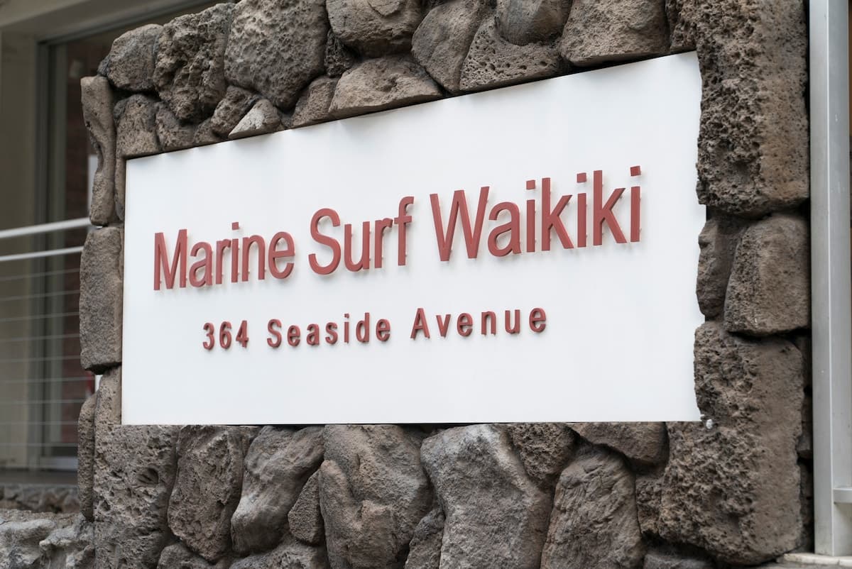 Condo in Honolulu · ★4.4 · 1 bedroom · 2 beds · 1 private bath - Photo 3
