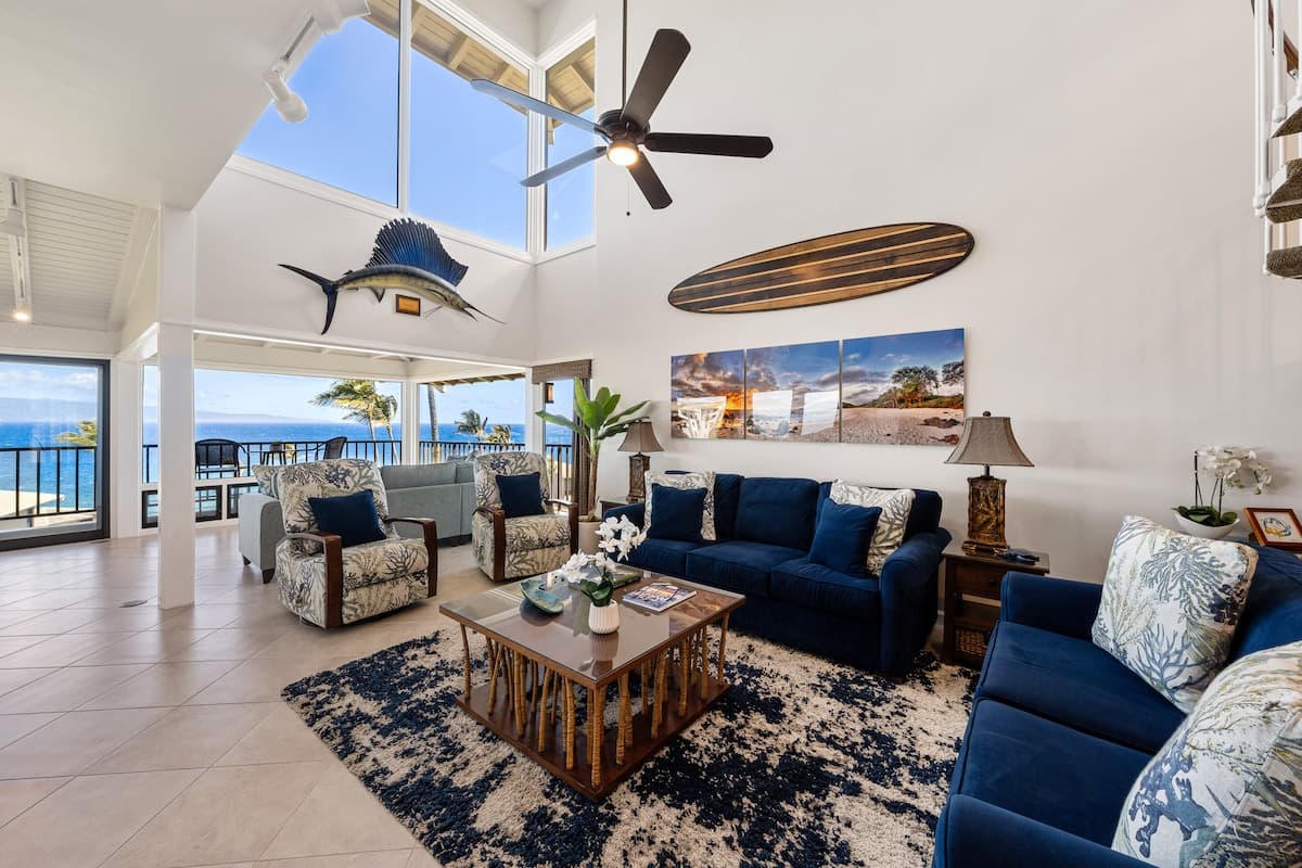 Condo in Lahaina · ★4.93 · 2 bedrooms · 3 beds · 3 baths - Photo 2