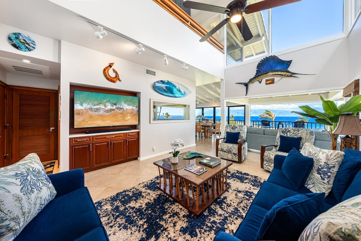 Condo in Lahaina · ★4.93 · 2 bedrooms · 3 beds · 3 baths - Photo 3