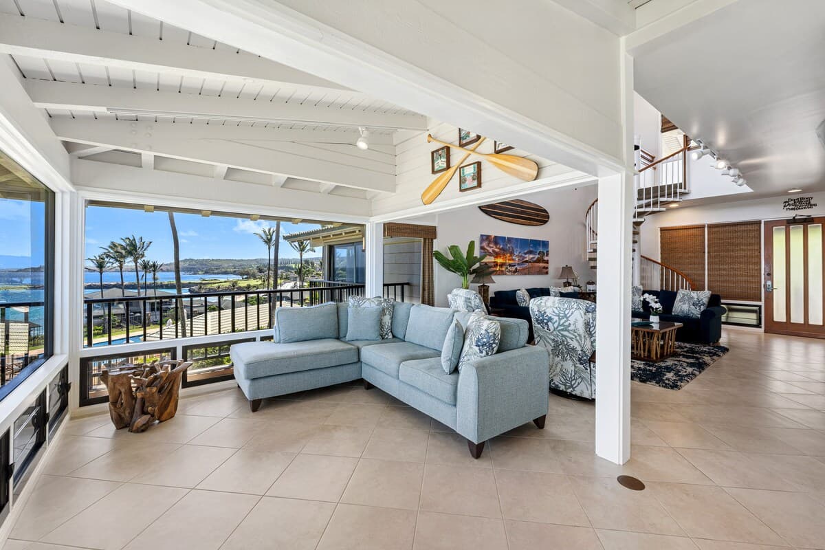 Condo in Lahaina · ★4.93 · 2 bedrooms · 3 beds · 3 baths - Photo 5