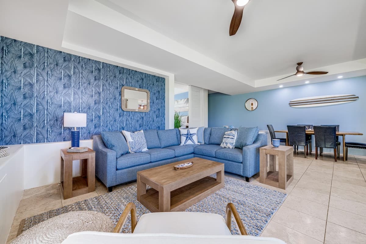Condo in Kihei · ★4.92 · 2 bedrooms · 3 beds · 2 baths - Photo 1