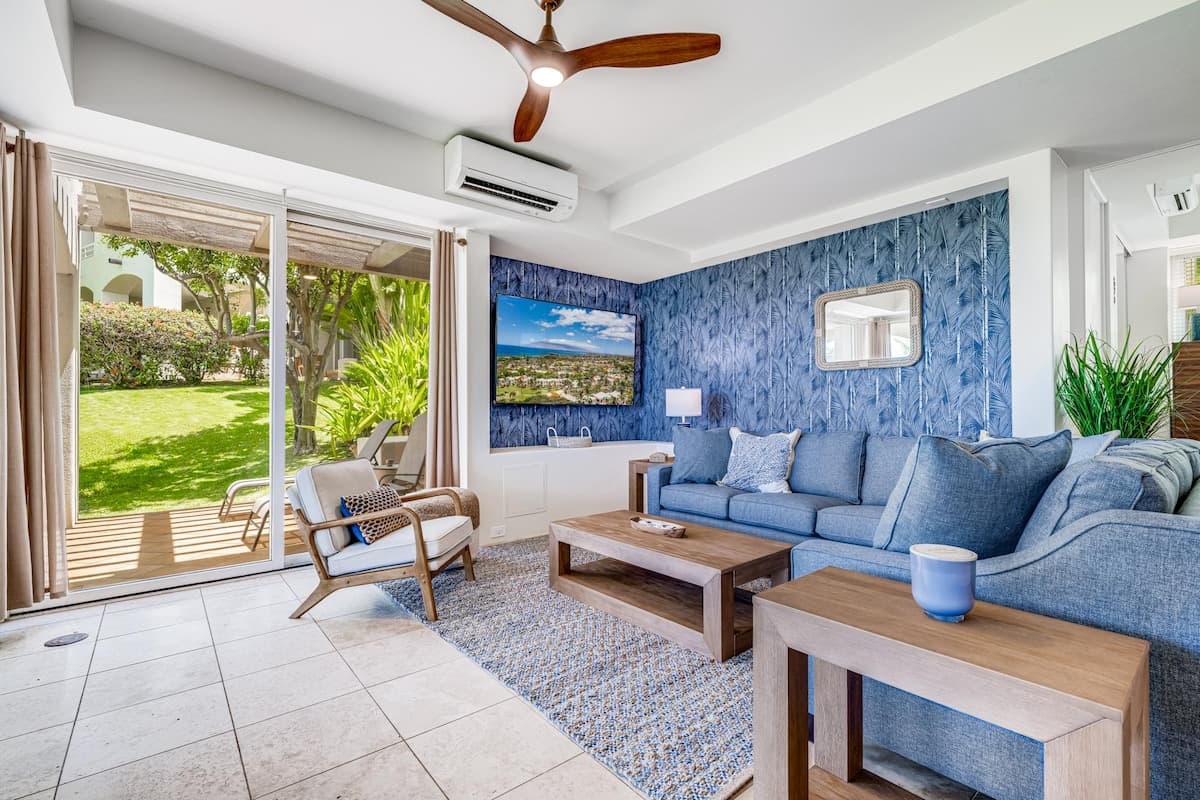 Condo in Kihei · ★4.92 · 2 bedrooms · 3 beds · 2 baths - Photo 2