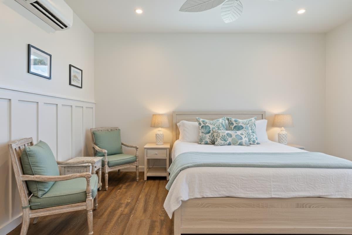 Home in Kahuku · ★4.95 · 5 bedrooms · 10 beds · 3 private baths - Photo 2