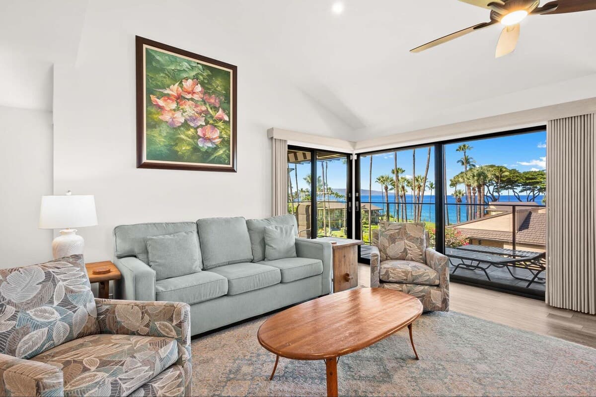 Condo in Kihei · ★4.67 · 2 bedrooms · 4 beds · 2 baths - Photo 5