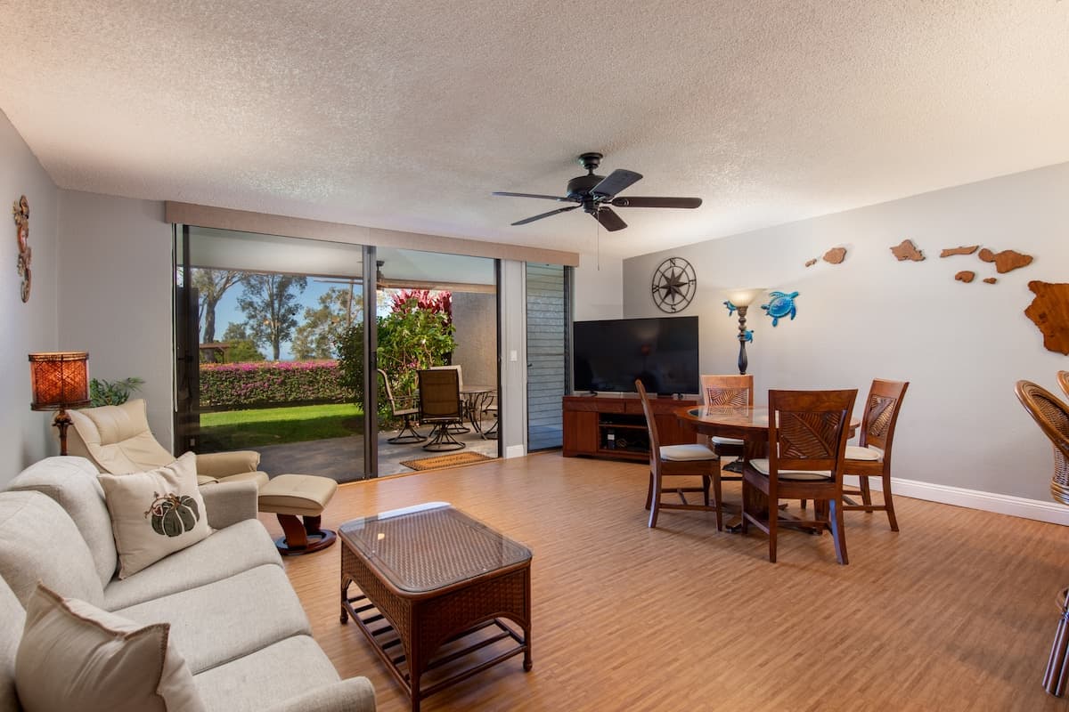 Condo in Waikoloa Village · ★5.0 · 1 bedroom · 2 beds · 1 shared bath - Photo 1