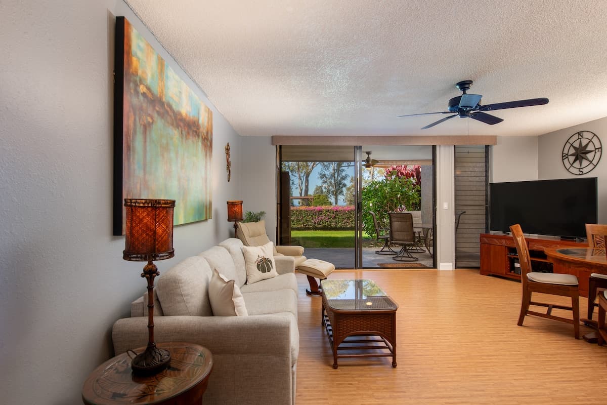 Condo in Waikoloa Village · ★5.0 · 1 bedroom · 2 beds · 1 shared bath - Photo 4