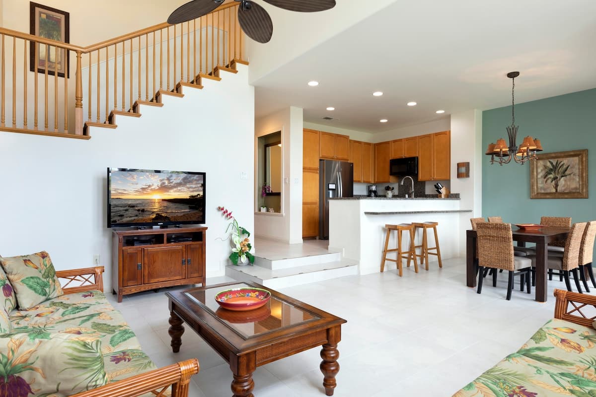 Townhouse in Waikoloa Village · ★4.9 · 2 bedrooms · 3 beds · 2.5 baths - Photo 4