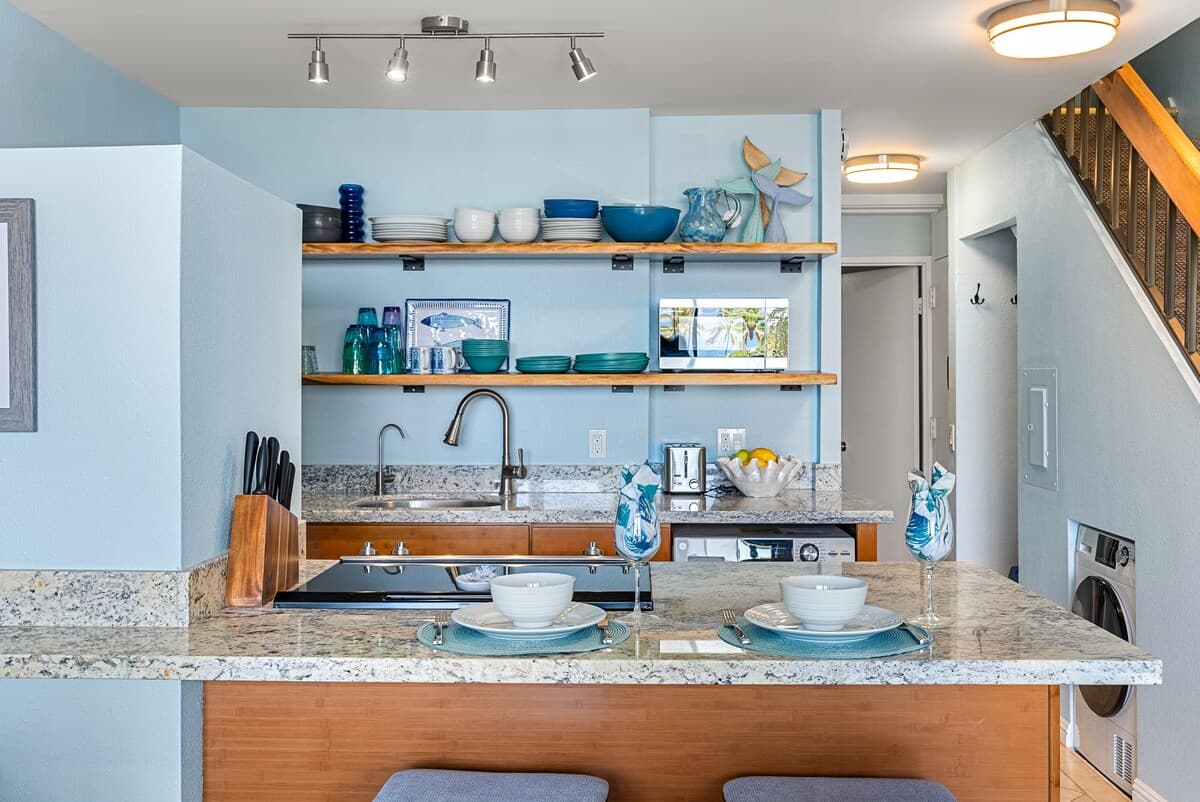 Condo in Kihei · ★4.83 · 2 bedrooms · 3 beds · 2 baths - Photo 5