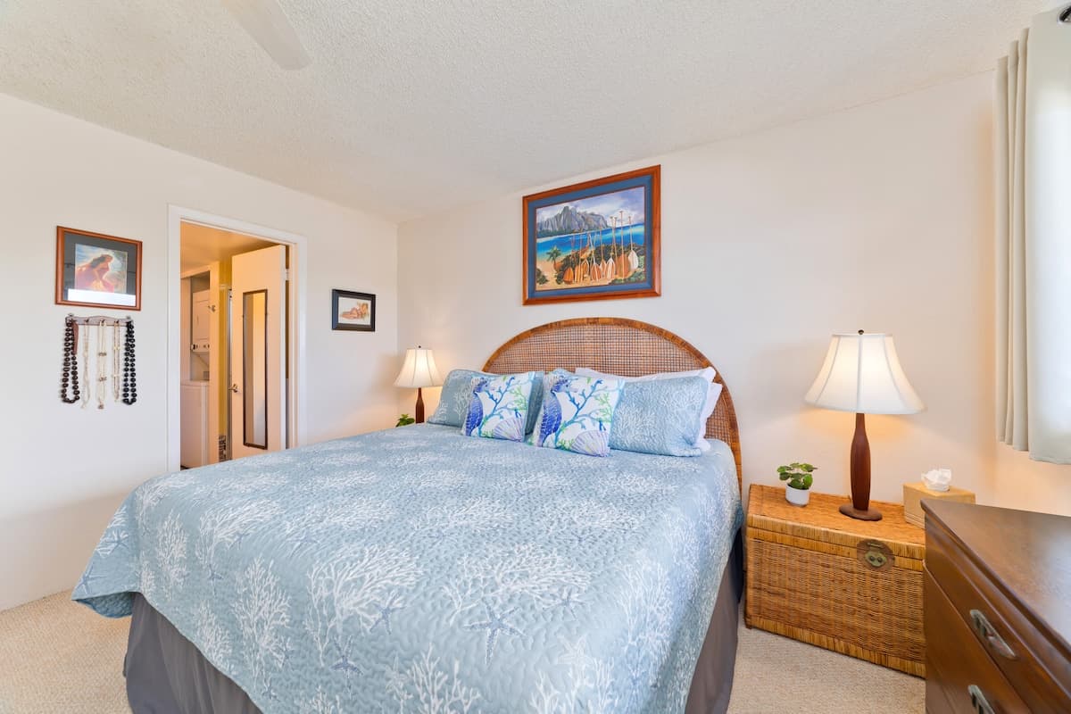 Ocean View Retreat With Pool and Sauna - Top Floor - Photo 2