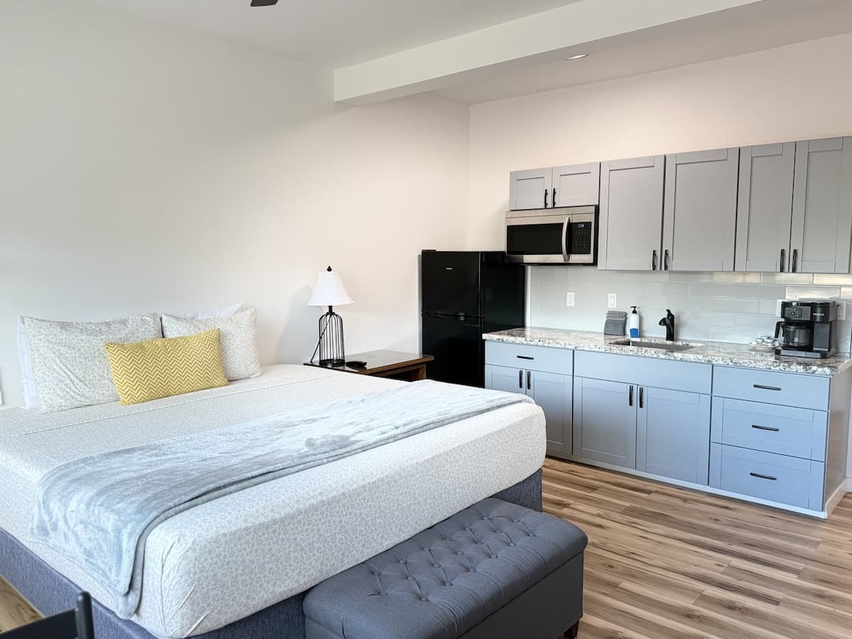 Unit 5 Waena Inn- Newly Renovated Maui Suite - Photo 2