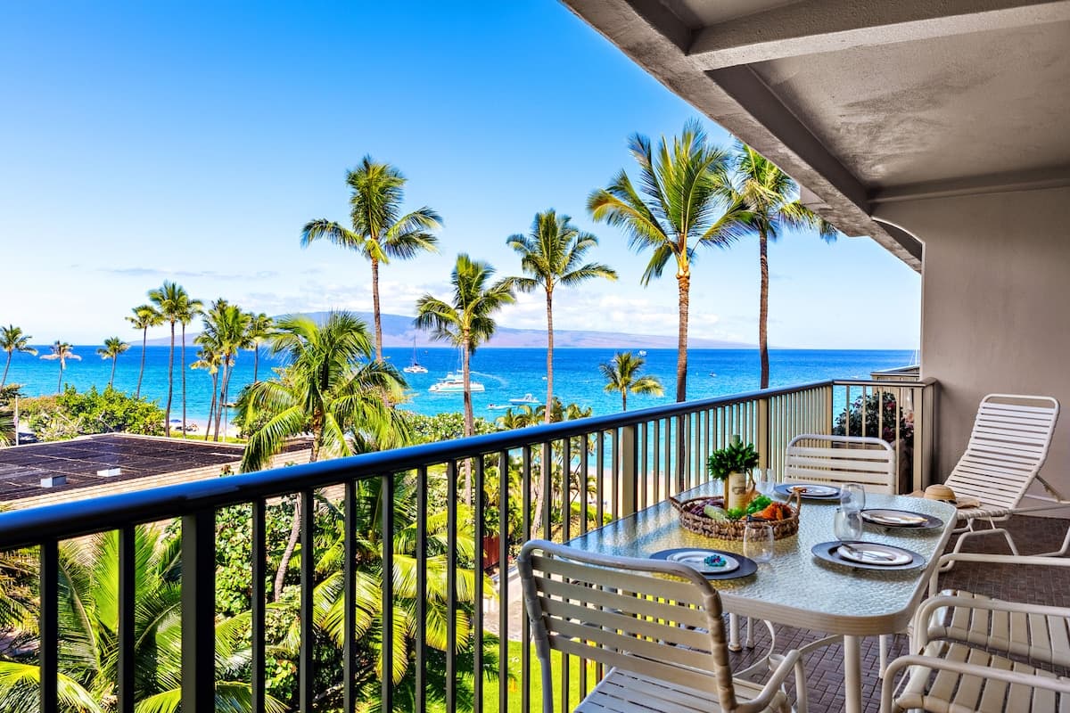 Ocean View steps from beach, dining, shopping 559 - Photo 1