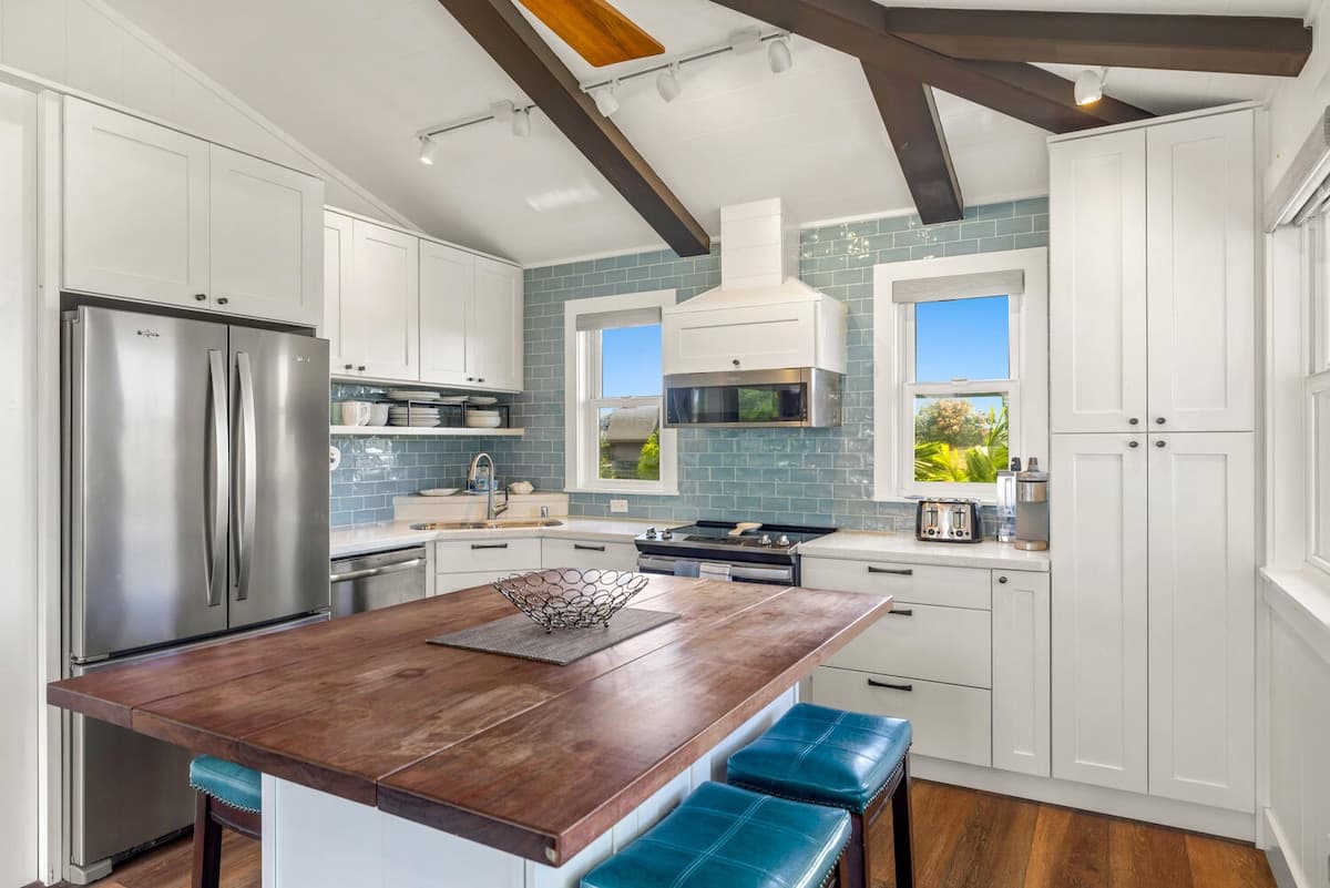 Home in Koloa · ★4.8 · 2 bedrooms · 4 beds · 1 private bath - Photo 4