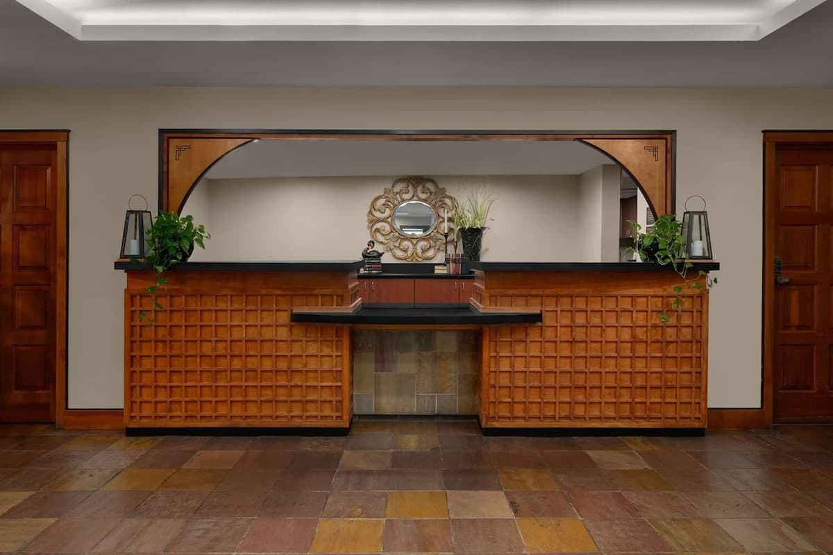2-Room Hotel Suite Near SF Landmarks, Pet-Friendly - Photo 4