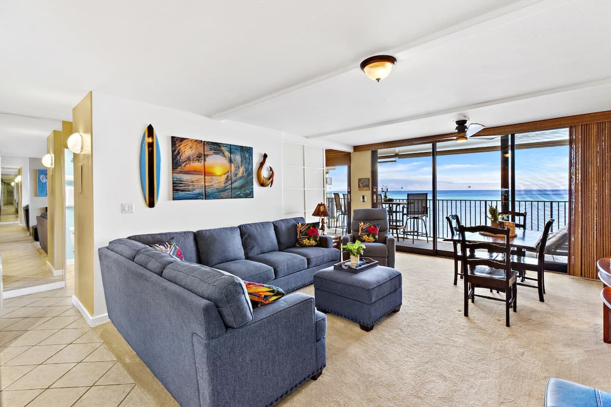 Condo in Lahaina · ★4.93 · 2 bedrooms · 3 beds · 2 private baths - Photo 1