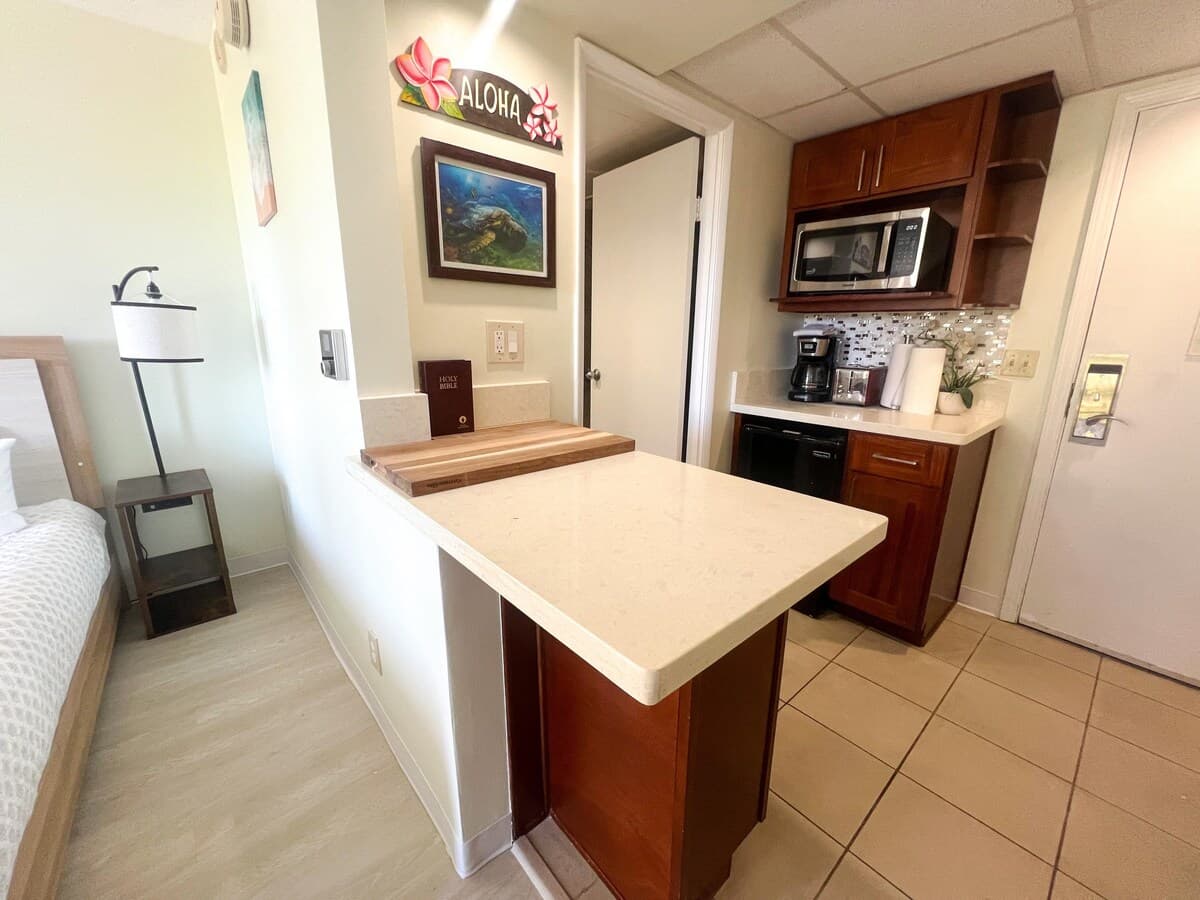 Aqua palms paradise studio | walk to beach - Photo 3