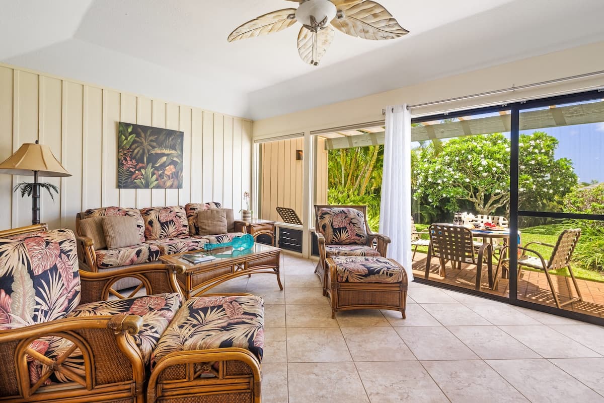 Condo in Koloa · ★4.9 · 1 bedroom · 2 beds · 1.5 baths - Photo 4