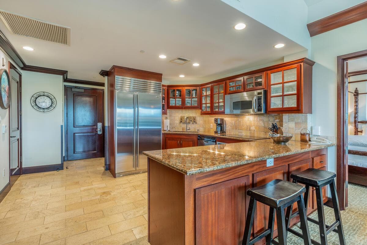 Condo in Kapaa · ★4.92 · 2 bedrooms · 3 beds · 3 baths - Photo 3
